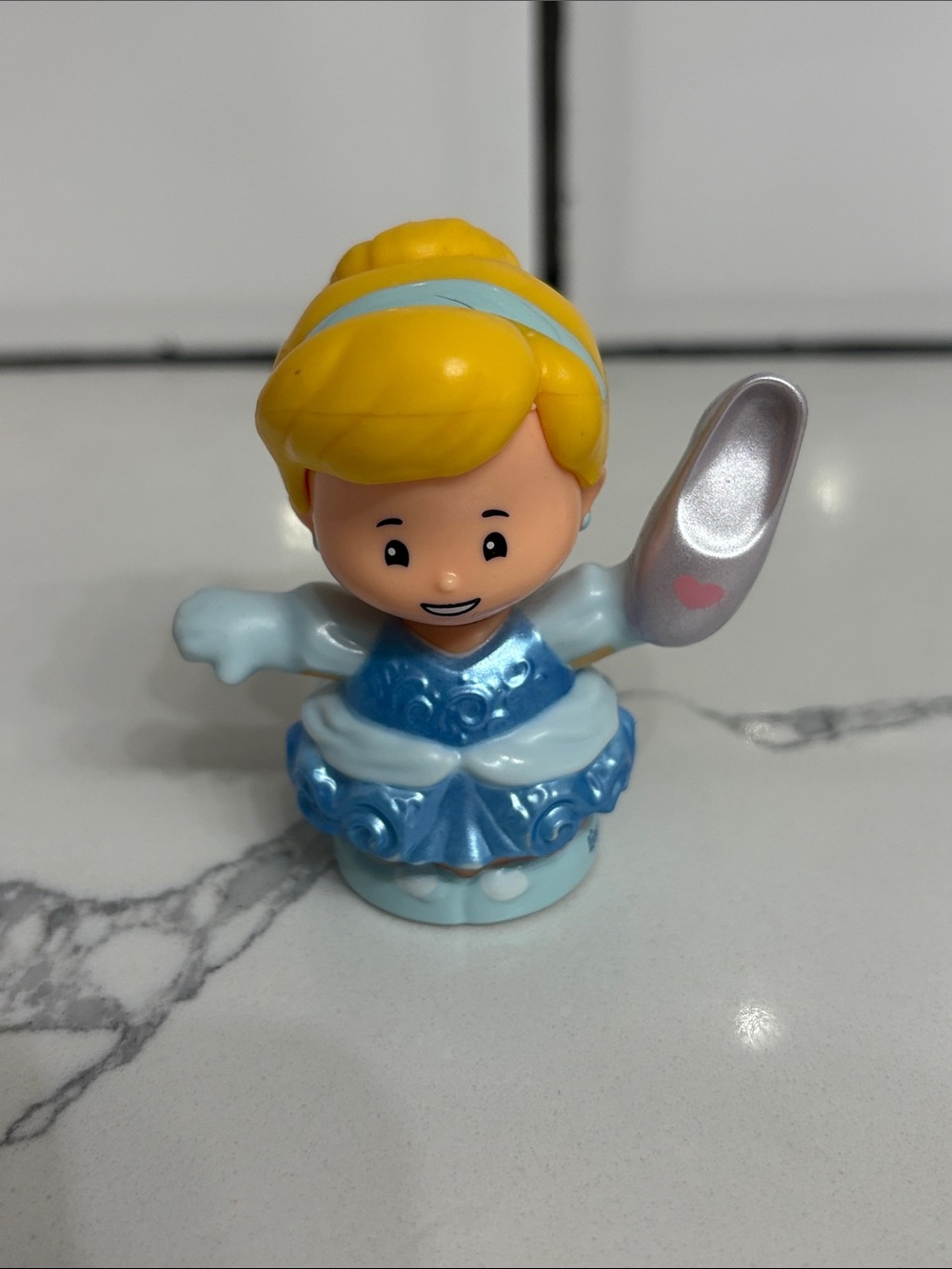 Little People Cinderella Princess Talker 2016